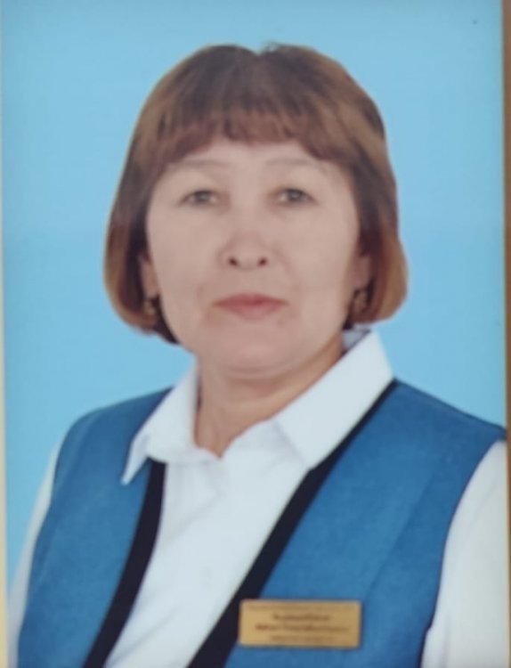 Мектеп тәрбие ісінің меңгерушісі   Кыркымбаева Айгуль Тлеугабыловна